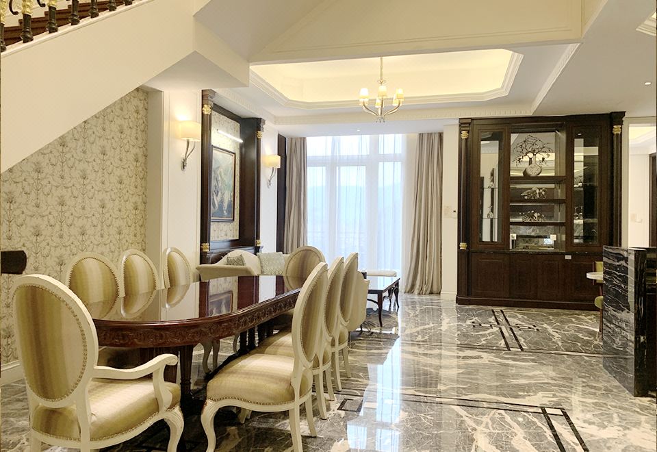 洛克菲套房3（复式扶梯景观+圆形浴缸+大空间+大阳台）