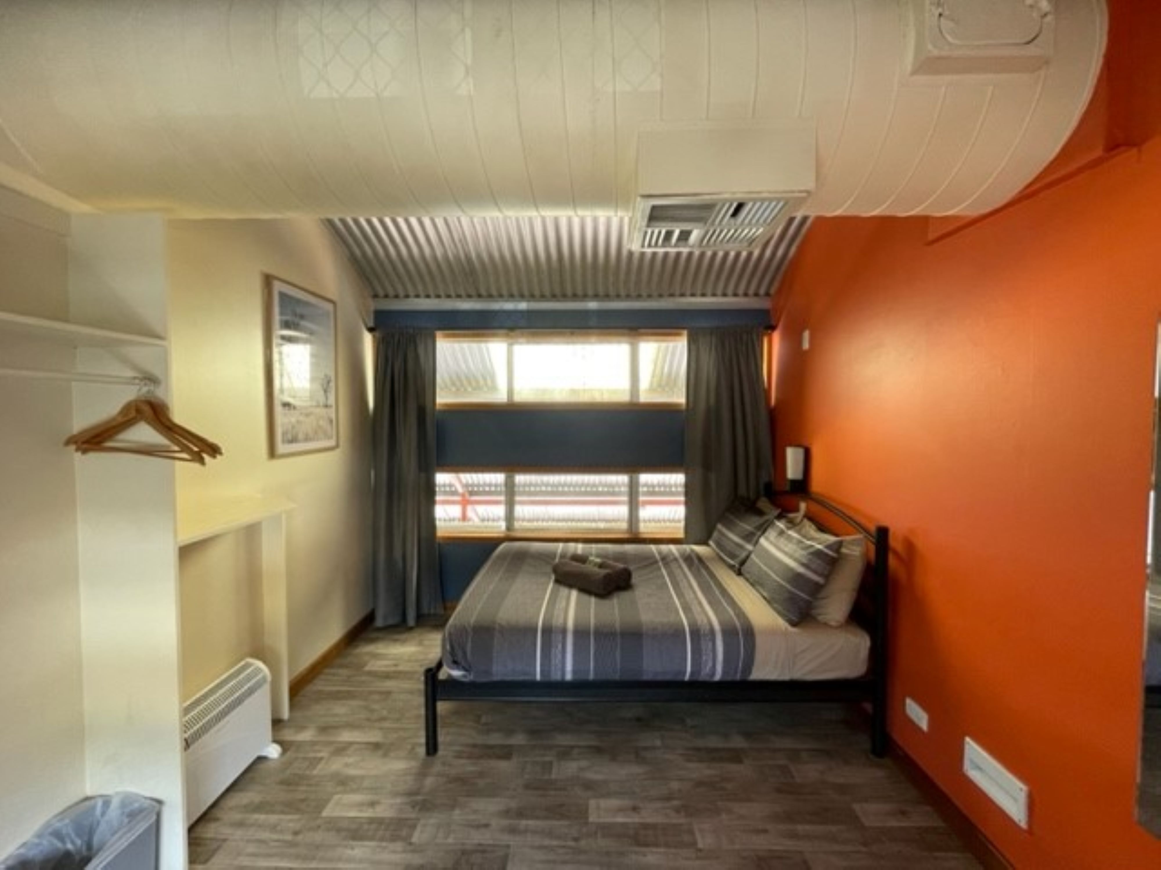 双人房带共用浴室