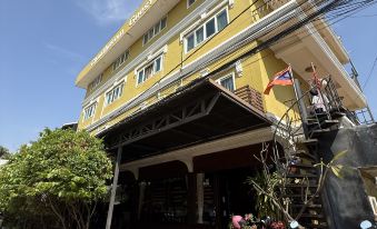Chanthasom Guesthouse - Housity