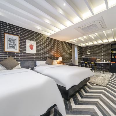 Premium Room The Post Hotel Promo Code