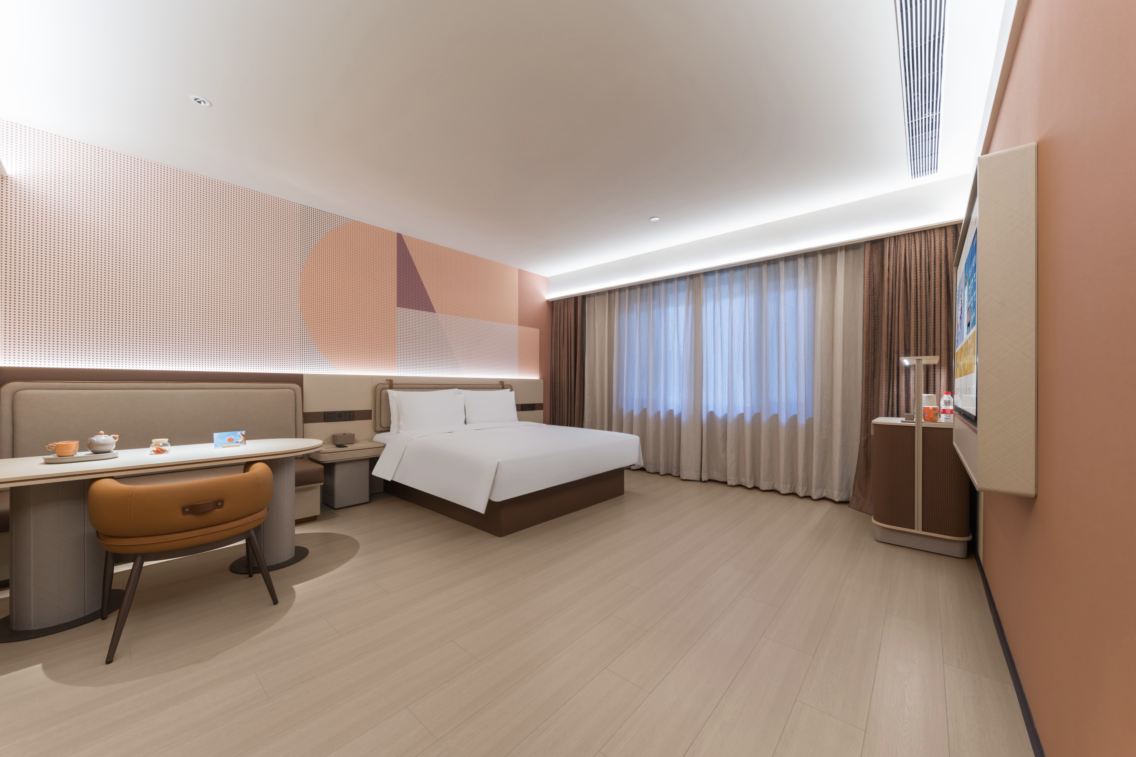 高级大床房（手机投屏+小冰箱+加湿器）