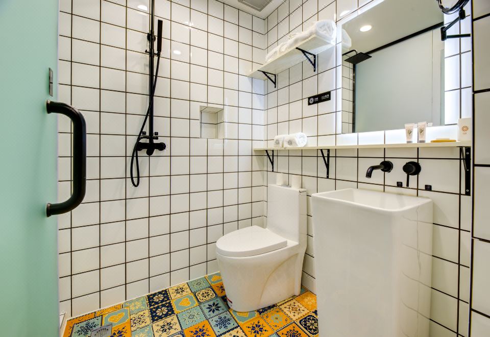 青春·遠海景大床房