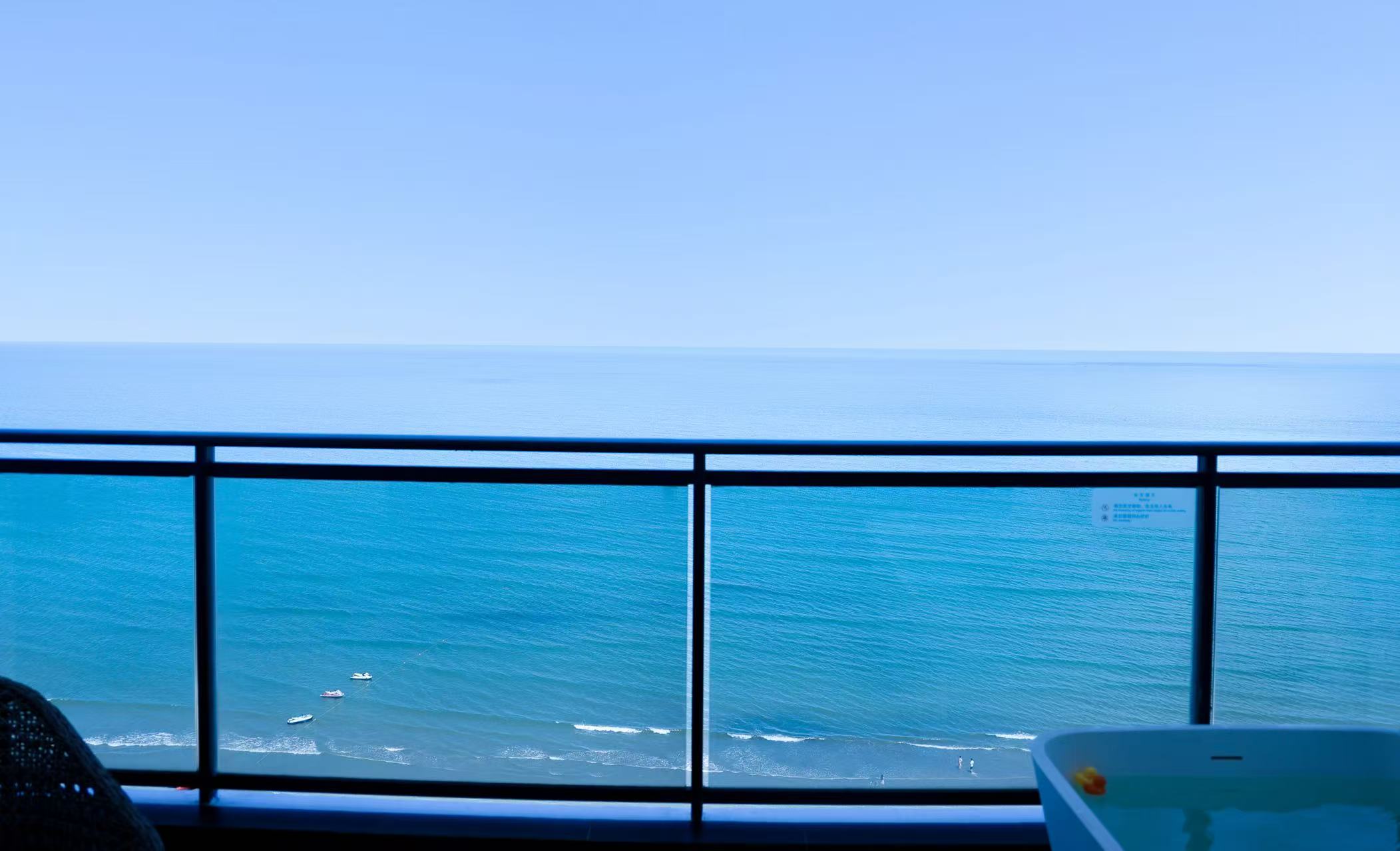 天际180°至尊正海景大床房