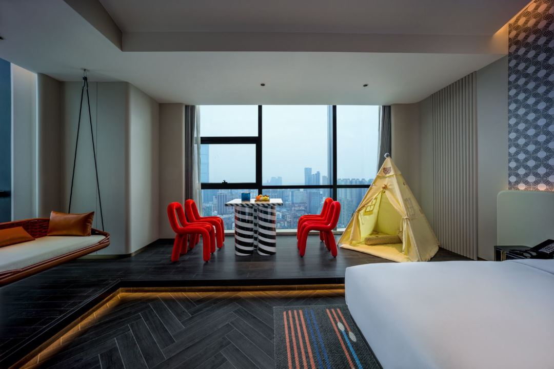 城景·彩铅学堂亲子秋千双床房