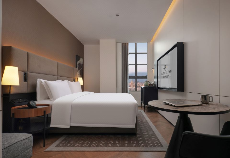 Superior Queen Room