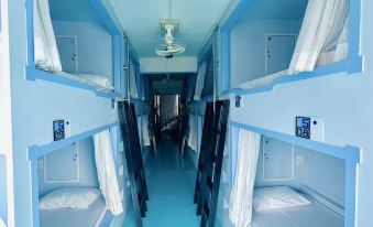 The Port Hostel - Housity