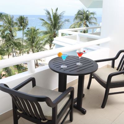 1 Bedroom 2 Twin / Single Bed ( s ) Suite with Terrace and Ocean view
