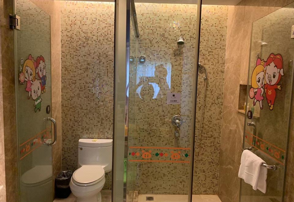 豬豬俠酷芽親子豪華房