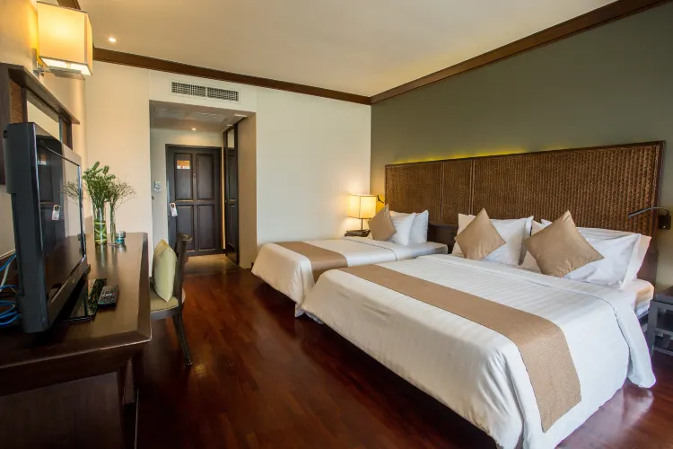 ห้องพรีเมียร์ (พักได้ 3 คน) ห้องปลอดบุหรี่