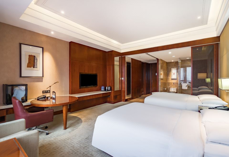 燕山景观双床房（明窗观景+独立办公桌+浴缸）