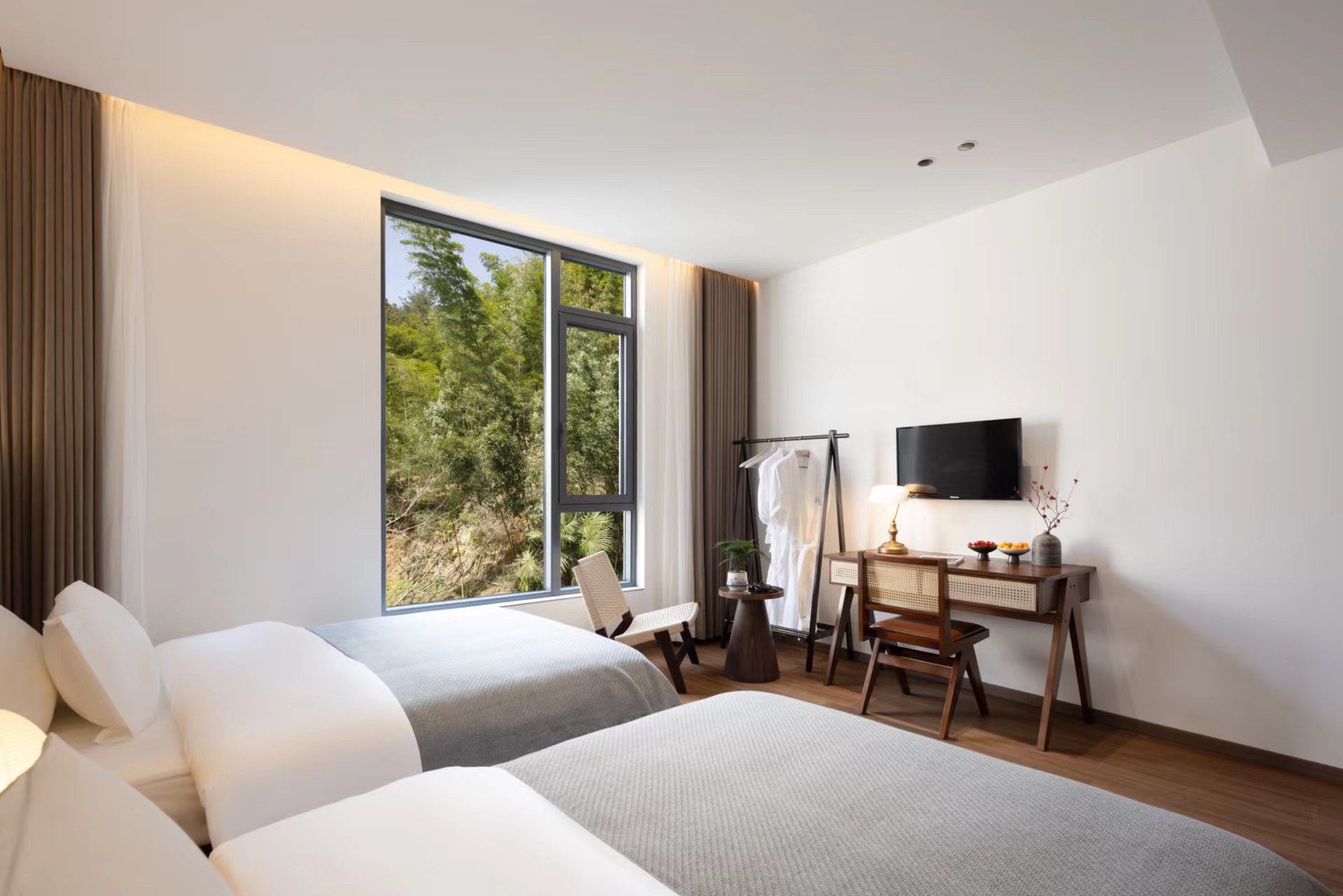 Guestroom - with View (2 beds)