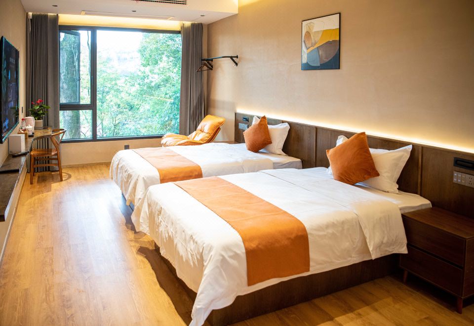 暮霞带摇摇椅豪华标间+智能管家+超大落地窗