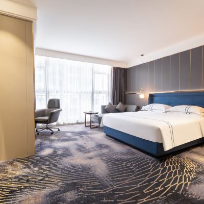 樂居大床房（55寸高清電視可手機投屏+愛奇藝VIP影片+深度睡眠床墊） 湛江樂芙·設計酒店優惠