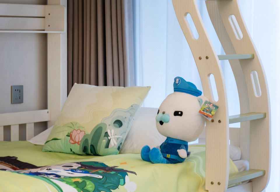 海底小縱隊親子露臺家庭房