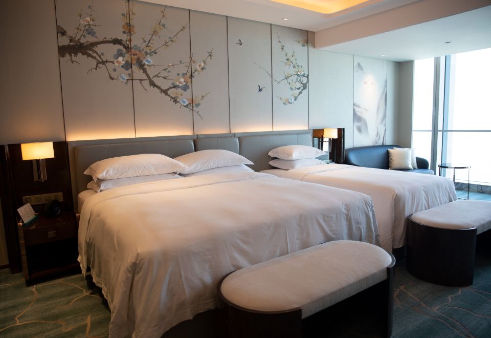 Na Lotus Hotel NanningYunduan Skyview Family Room (Mixed-Sized Twin Beds)