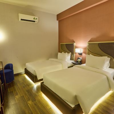 豪華雙床間 - 無窗 親切午夜飯店優惠