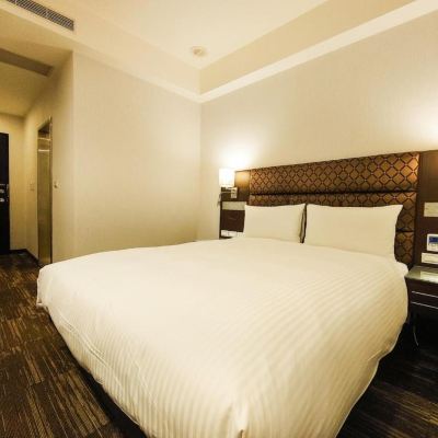 標準雙人房 (21:00後入住) 旅居文旅-板橋車站館優惠