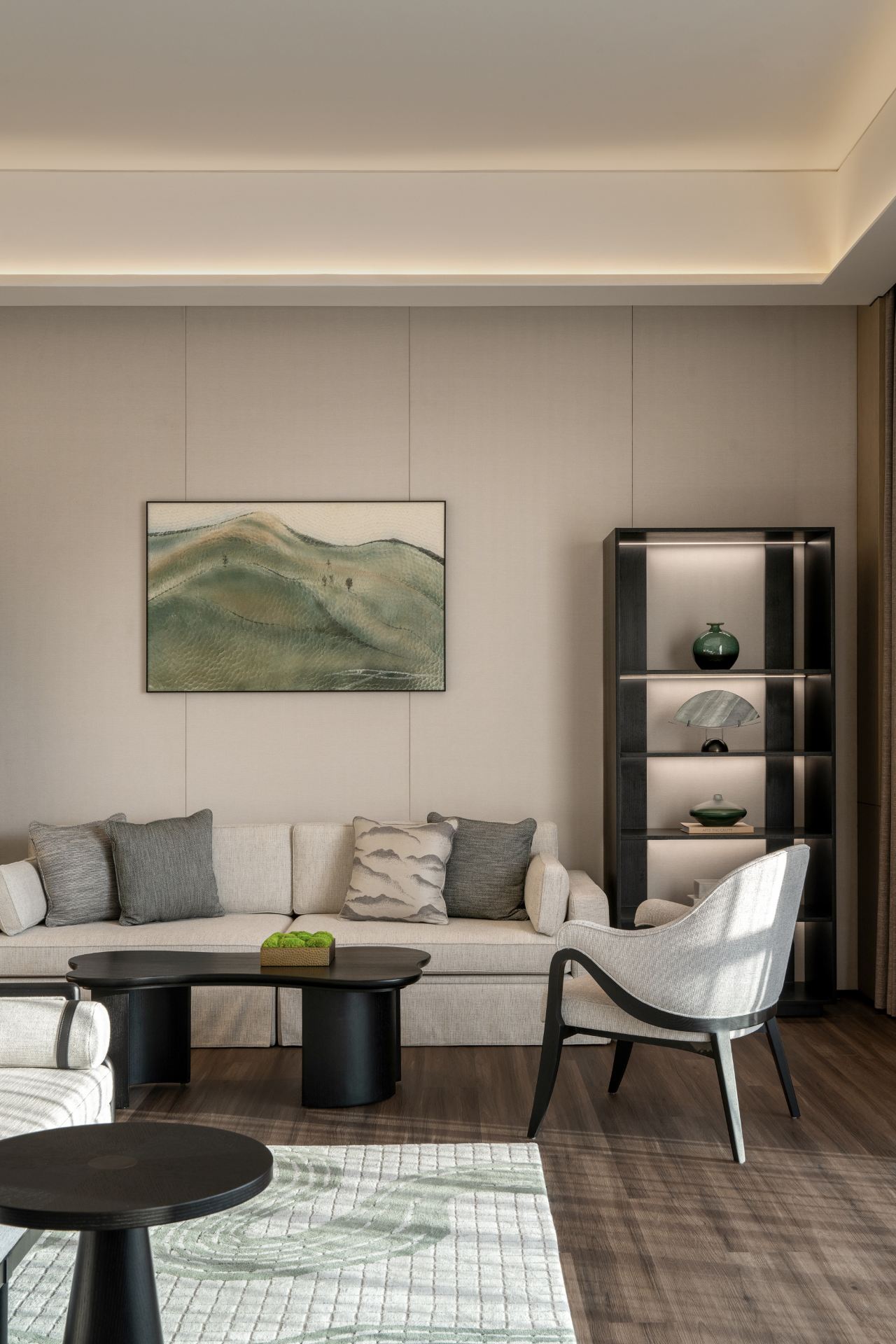 Standard Suite With Mountain View