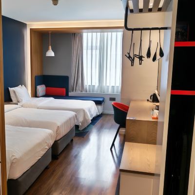 舒適三人間 成都北站智選假日飯店（金牛萬達廣場店）優惠