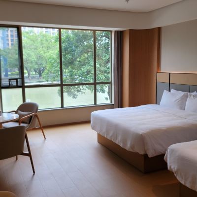 江景親子房（智能客控） 中山江畔商務酒店優惠