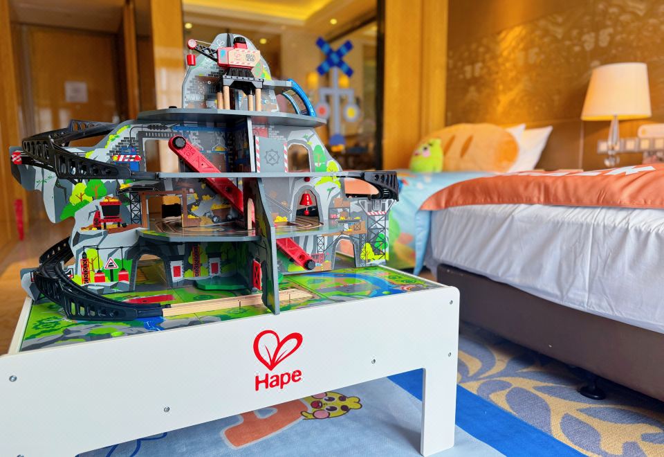 Wanda Realm LangfangKuya Hape Train World Deluxe Twin Room