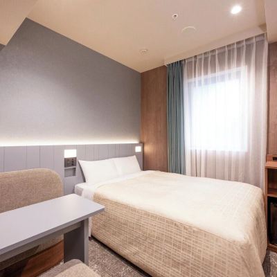 リニューアルダブルルーム2名《禁煙》 京王プレッソイン赤坂 クーポン