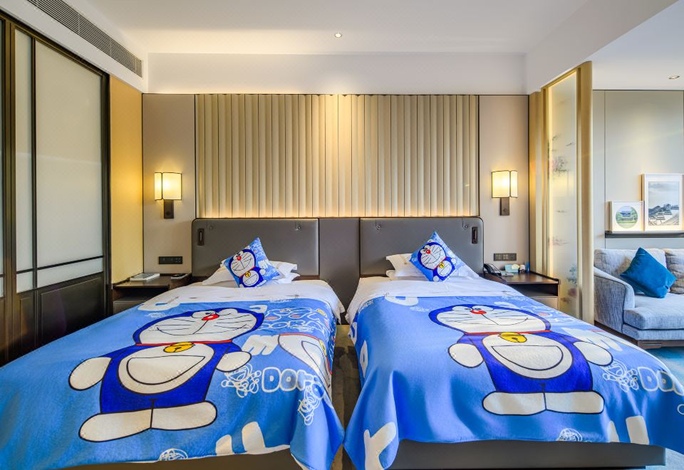 Nanhu HotelDeluxe Family Room