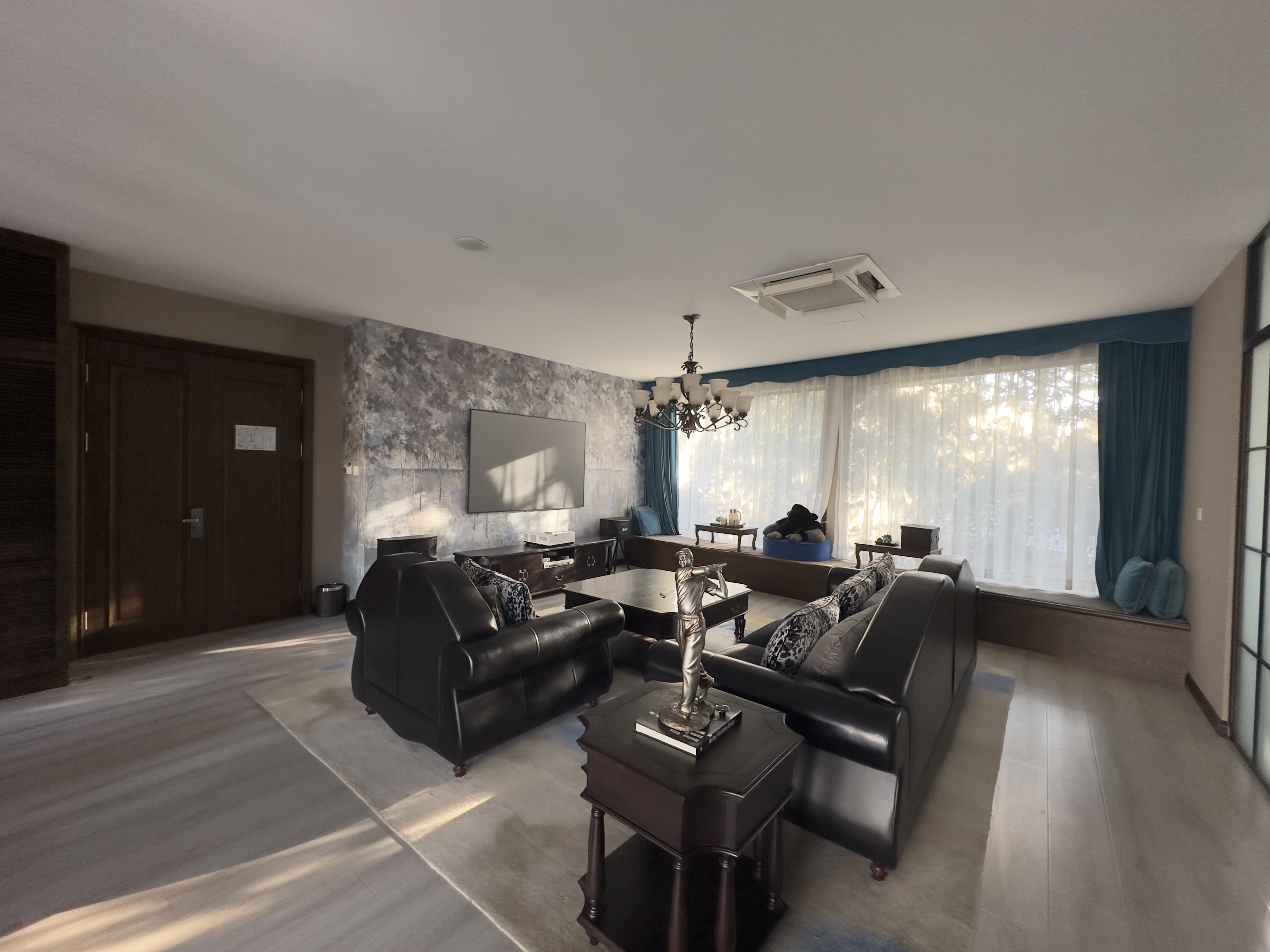 林间墅庭院套房（置身园景＋门纳院庭）