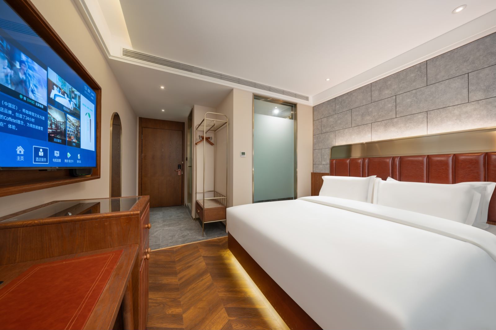 啡凡海景大床房（投屏+侧面看海）