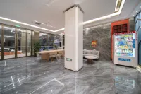 Yining Colorful Flower City Hotel (Liuxing Street Scenic Area)