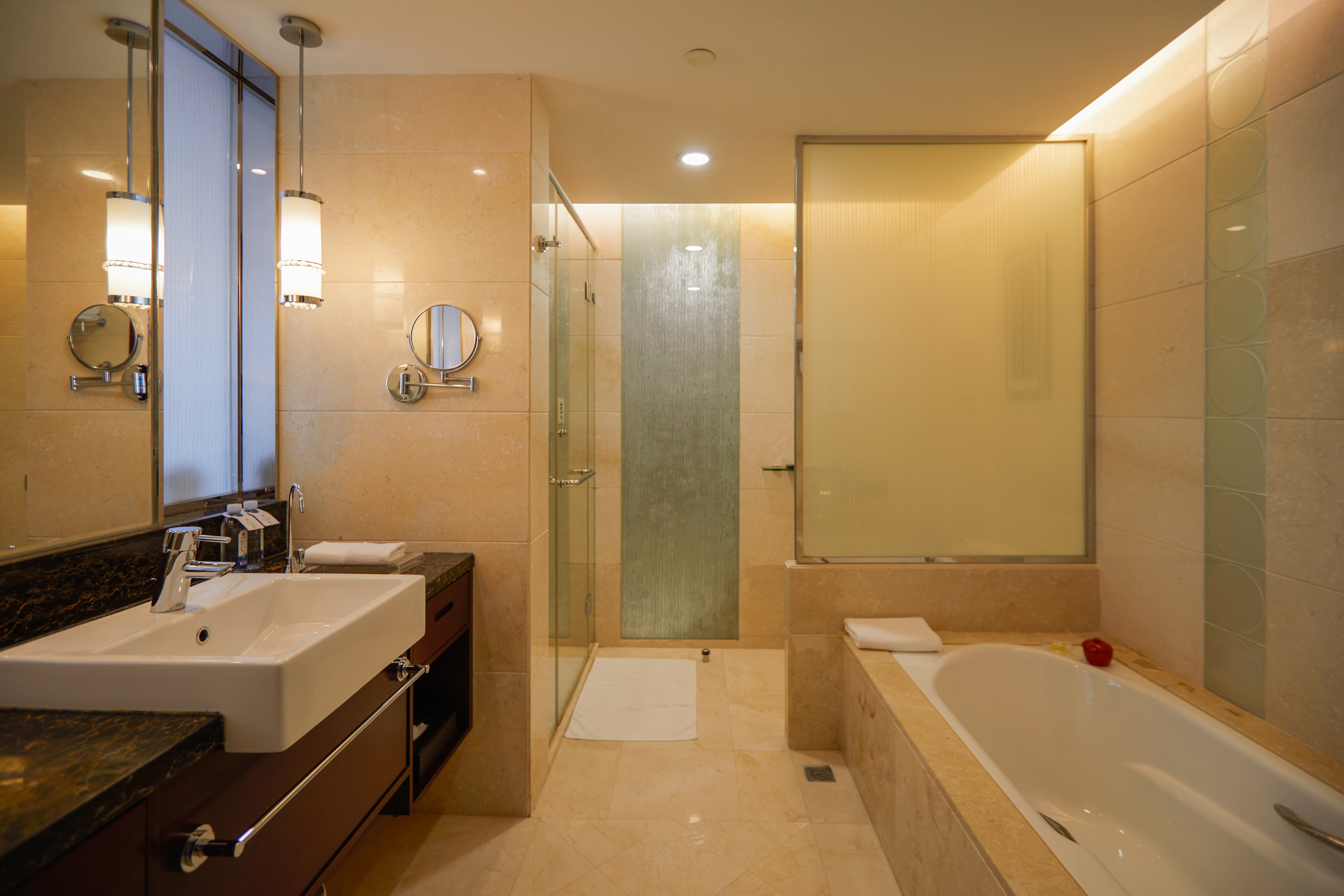 乐享双床房（AR影音眼镜）