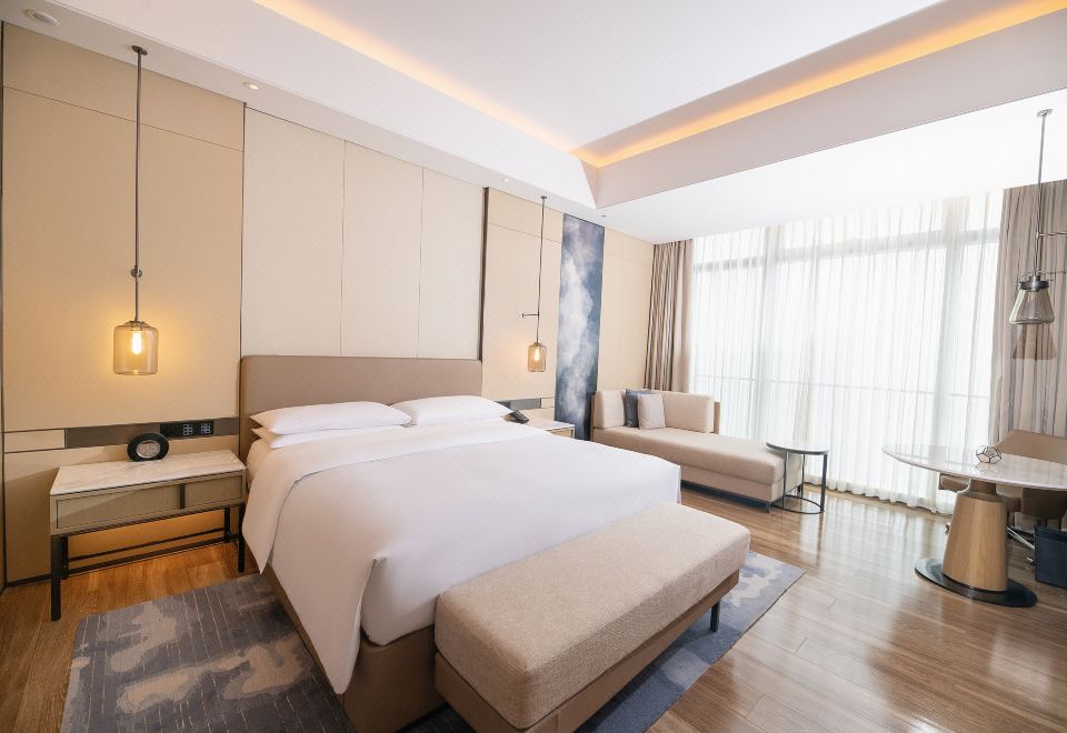 花园景观大床房