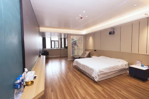 Mamba E-sports Business Hotel (Baoding Futurestone Wanda Plaza)