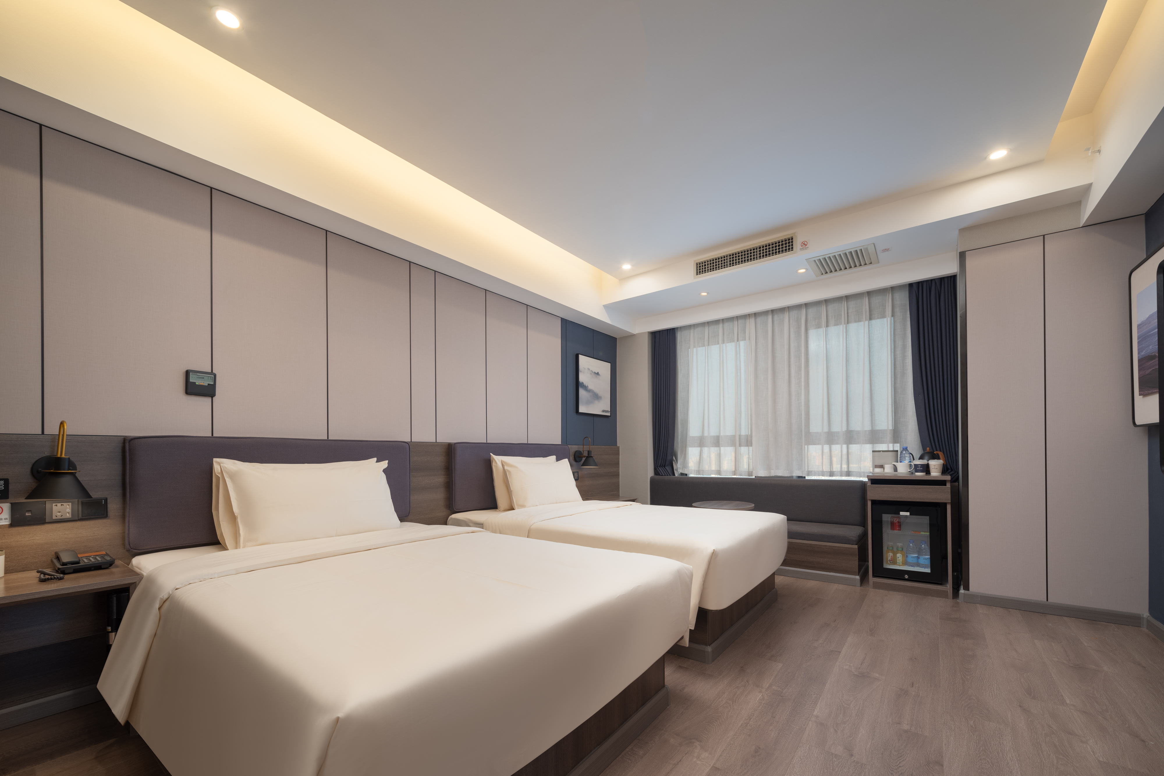 幾木園景套房（投屏＋加濕器+小冰箱+浴袍+體重秤）