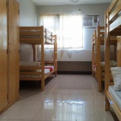 RedDoorz 家庭房 瑞德多茲飯店 - 近宿霧大都會大教堂優惠