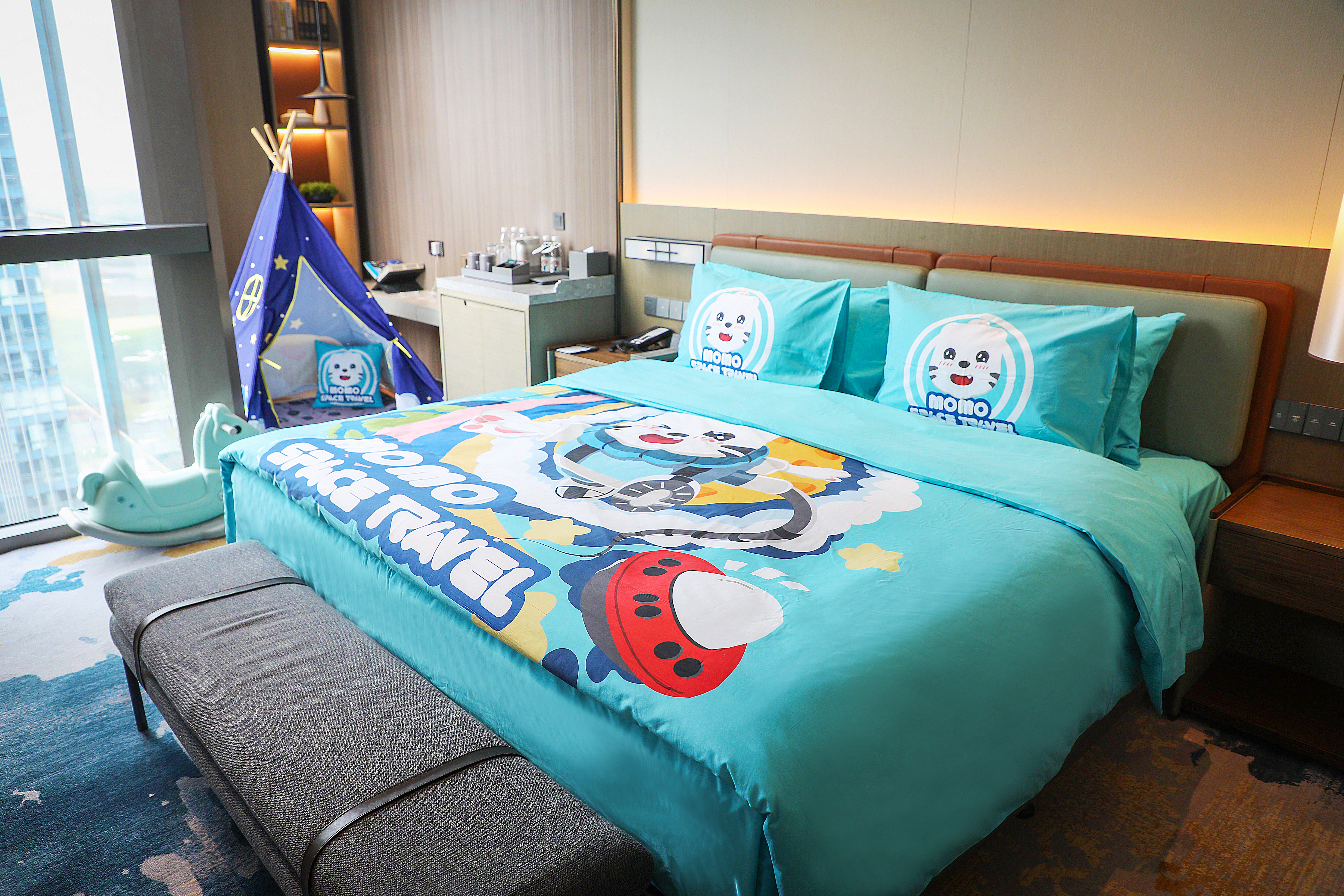 亲子房 （Momo主题+小童乐园）