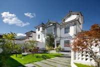 Wutong Courtyard · Villa: Bai Ethnic Aesthetics | Panoramic Cangshan View Guesthouse
