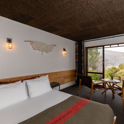 Waterfall Queen Room Mountain View Sherwood Promo Code