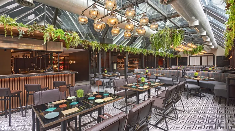 Pullman Singapore Orchard 食事・レストラン