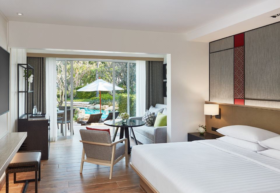 Hyatt Regency Hua HinKing Room With Pool Access