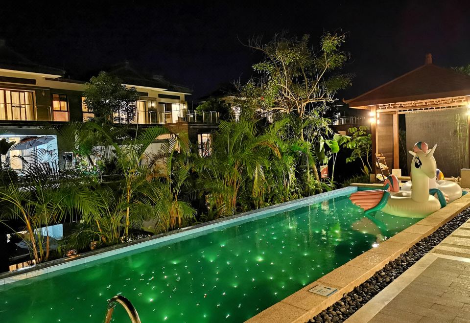 满天星溪边3房美墅