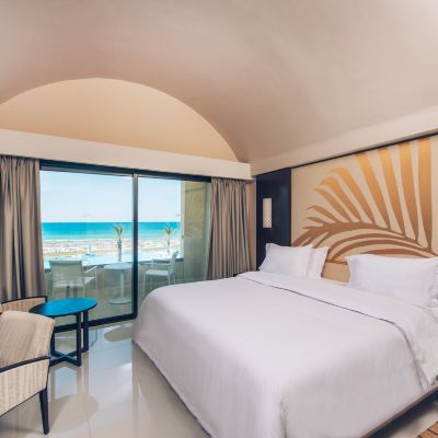 Superior Double Room with Sea View (2ad+1ch)