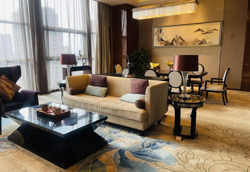 行政豪华套房（独立会客厅+独立厨房立式冰箱）