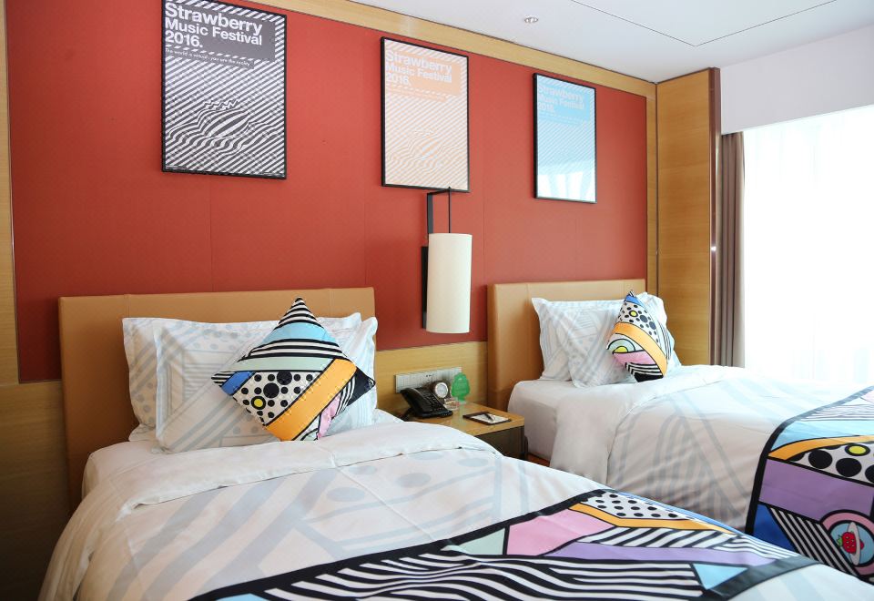 草莓音乐主题房