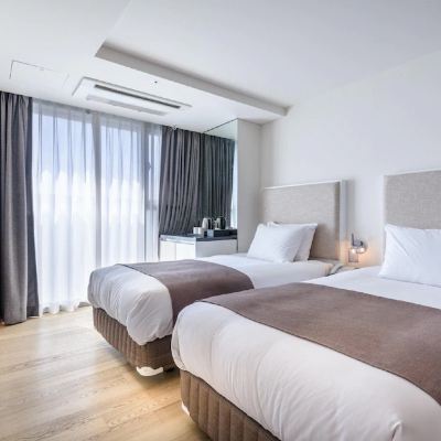스탠다드 트윈룸 브라운 스위트 제주 호텔 앤 리조트 쿠폰