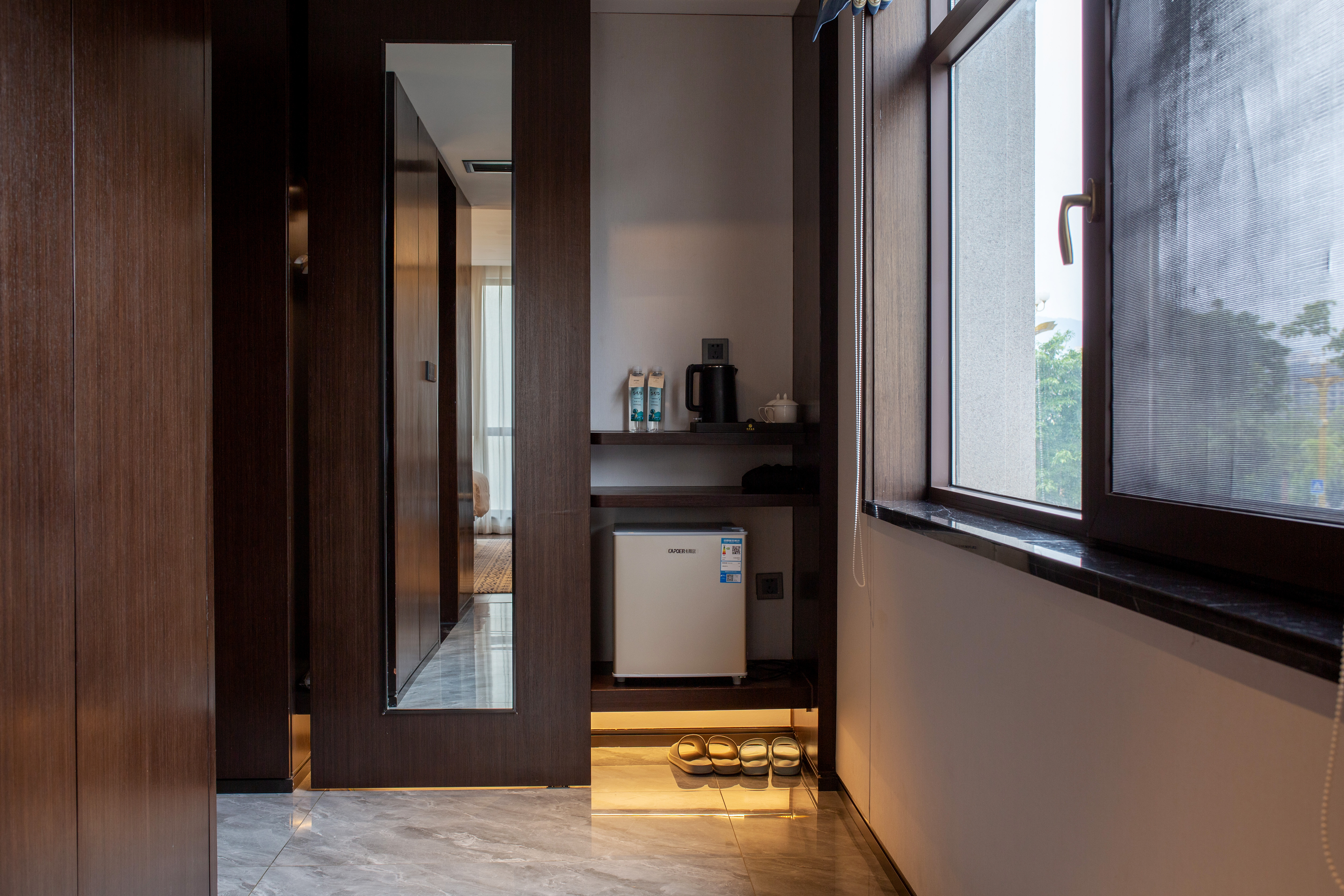 甄选大床房（全屋智能+办公桌+舒适空调）