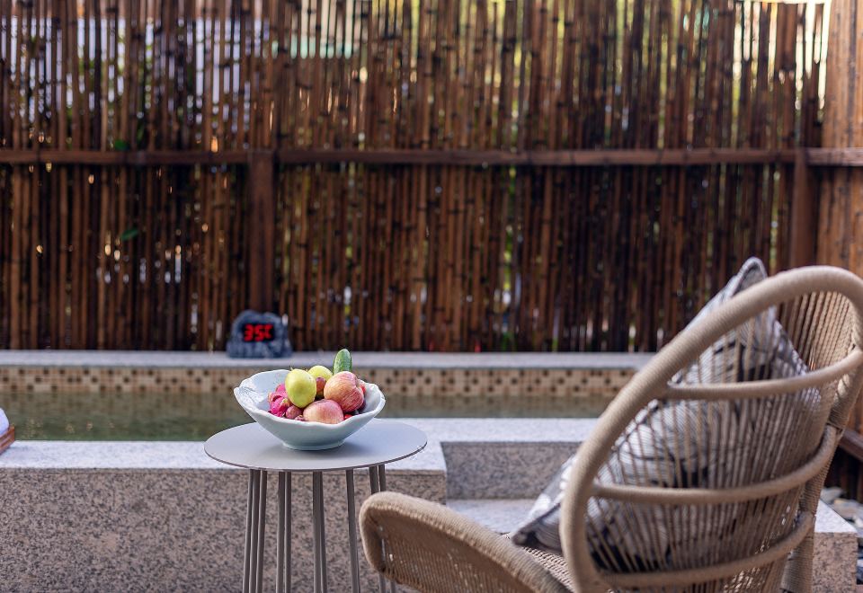 Four Points By Sheraton Qiandao Lake2-bed Room With Courtyard View