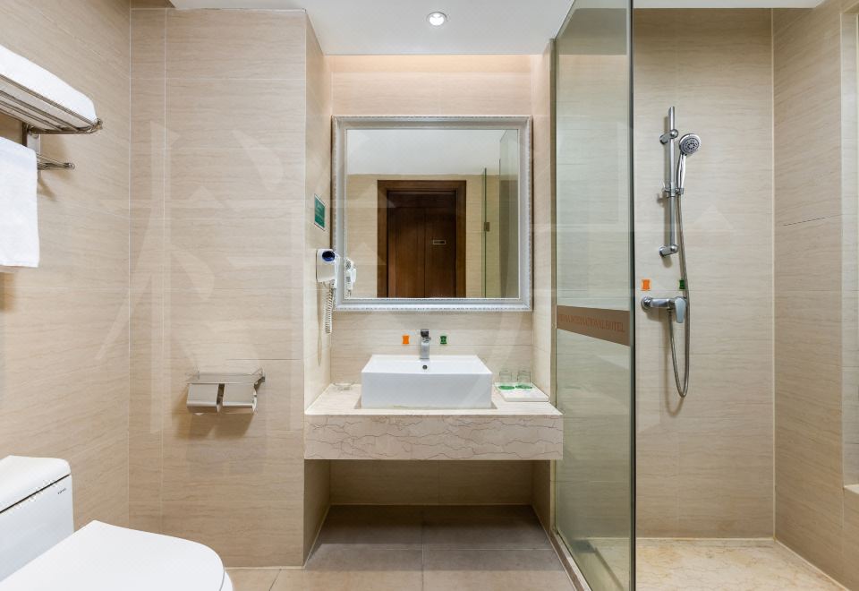 商务大床房?全景大飘窗