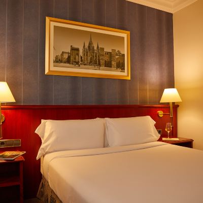 經濟房 巴塞隆拿埃爾阿維尼達宮酒店優惠