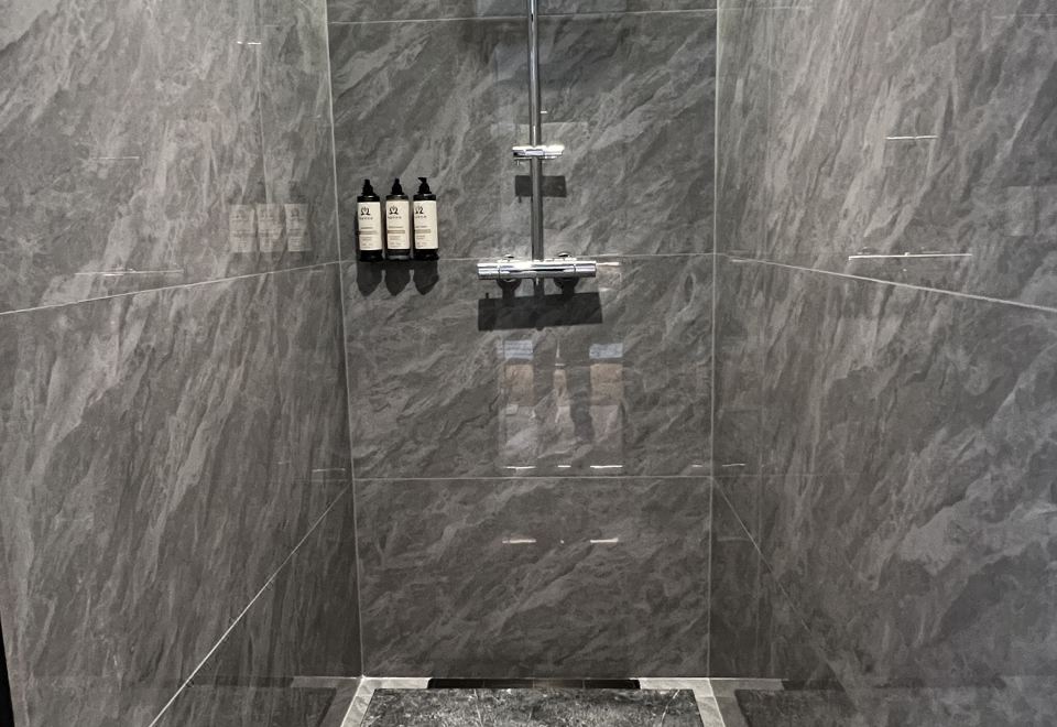 Songyuanshi HotelLuxury River-View Suite (Building No.2)